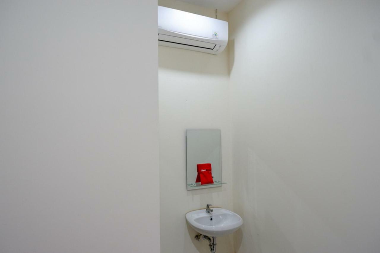 Reddoorz Near Living Plaza Purwokerto Exterior foto