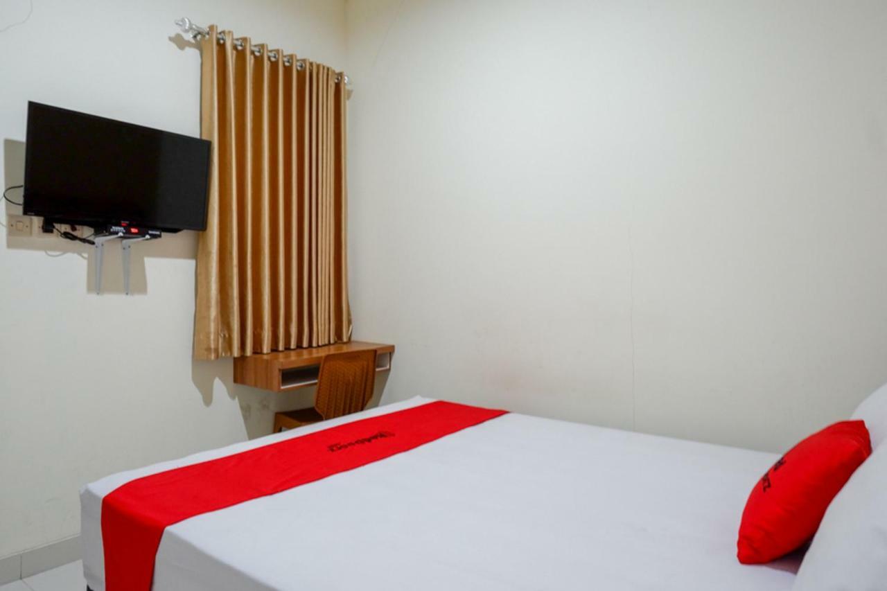 Reddoorz Near Living Plaza Purwokerto Exterior foto