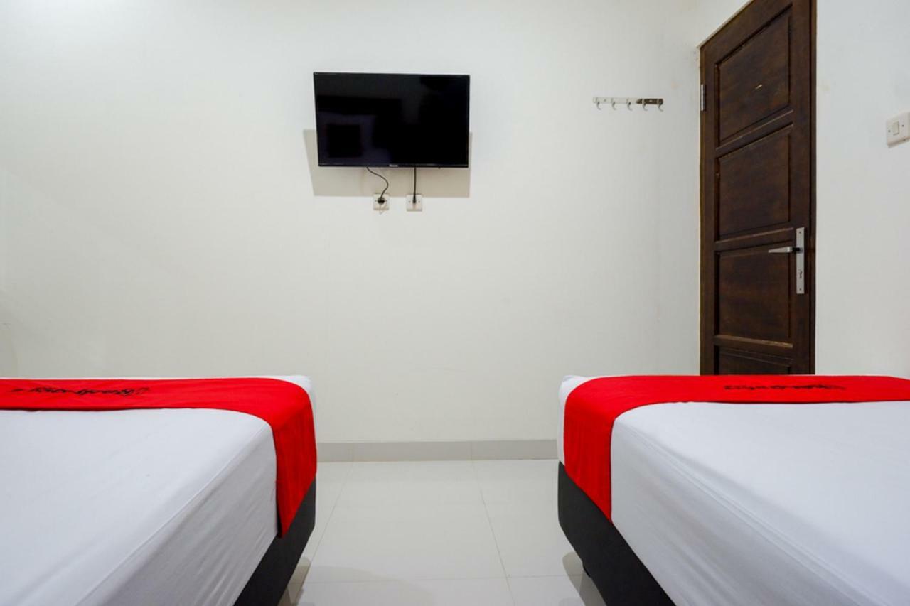 Reddoorz Near Living Plaza Purwokerto Exterior foto
